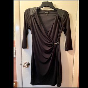 Thalia Sodi quarter sleeve dress